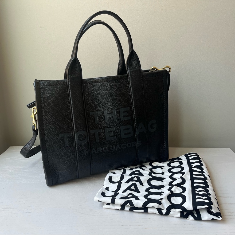 Marc Jacobs The Tote Bag black leather medium